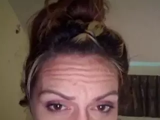 Hiikitty424's Live Sex Cam Show