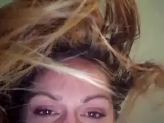 Hiikitty424's Live Sex Cam Show