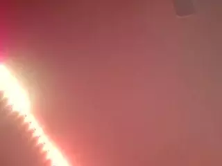 Hiikitty424's Live Sex Cam Show