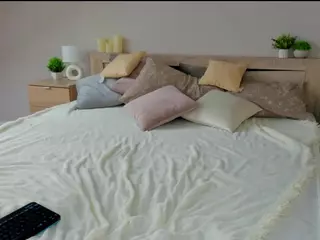 Kamilla's Live Sex Cam Show