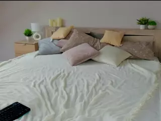 Kamilla's Live Sex Cam Show