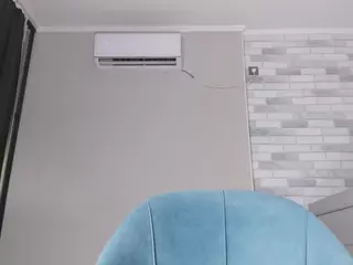 kitsuneasu's Live Sex Cam Show
