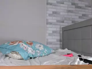 kitsuneasu's Live Sex Cam Show