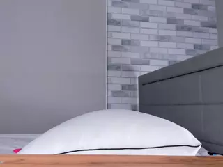 kitsuneasu's Live Sex Cam Show