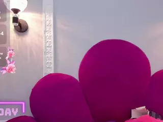 Bonniie-22's Live Sex Cam Show