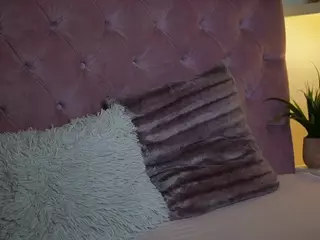 MaiaMini's Live Sex Cam Show