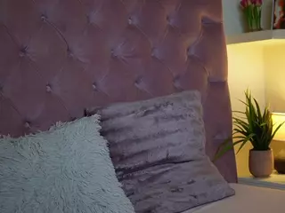 MaiaMini's Live Sex Cam Show