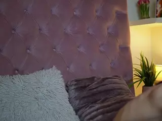 MaiaMini's Live Sex Cam Show