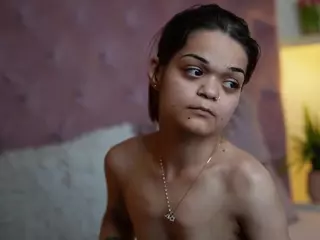 MaiaMini's Live Sex Cam Show