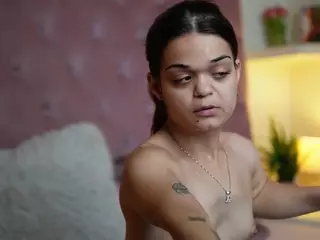 MaiaMini's Live Sex Cam Show