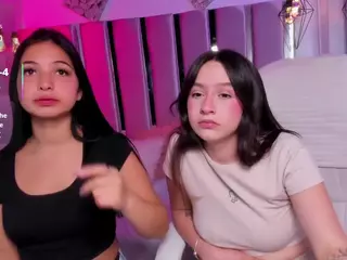 Sofiaajamess's Live Sex Cam Show