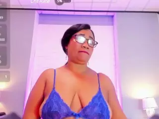 luzdarysanchez's Live Sex Cam Show