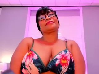 luzdarysanchez's Live Sex Cam Show