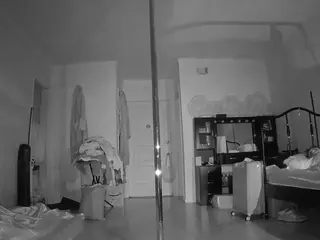 voyeurcam-celticiron-02's Live Sex Cam Show