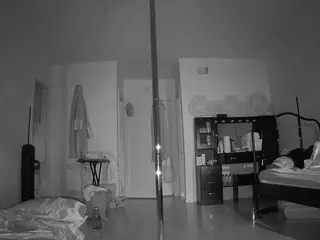 voyeurcam-celticiron-02's Live Sex Cam Show