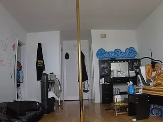 voyeurcam-celticiron-02's Live Sex Cam Show
