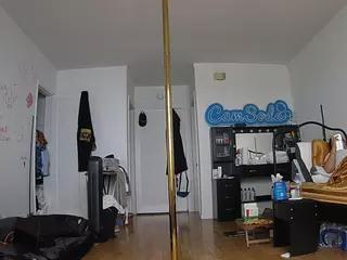 voyeurcam-celticiron-02's Live Sex Cam Show