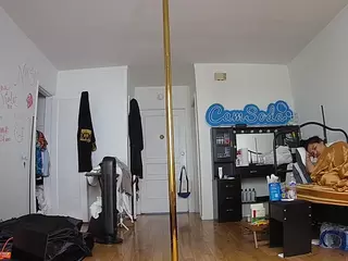 voyeurcam-celticiron-02's Live Sex Cam Show