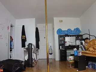 voyeurcam-celticiron-02's Live Sex Cam Show