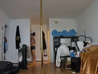voyeurcam-celticiron-02's Live Sex Cam Show