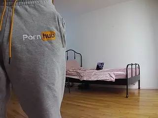 voyeurcam-celticiron-02's Live Sex Cam Show