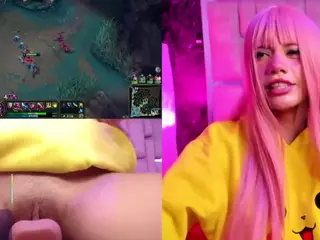 Lila uwu's Live Sex Cam Show
