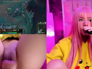 Lila uwu's Live Sex Cam Show