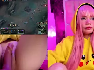 Lila uwu's Live Sex Cam Show