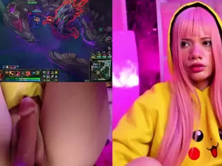 Lila uwu's Live Sex Cam Show