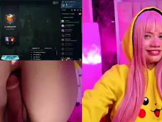 Lila uwu's Live Sex Cam Show