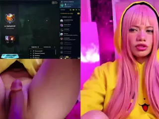 Lila uwu's Live Sex Cam Show