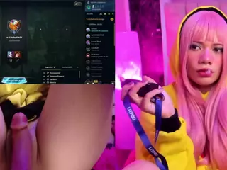 Lila uwu's Live Sex Cam Show