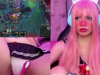 Lila uwu's Live Sex Cam Show