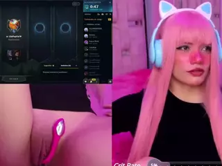 Lila uwu's Live Sex Cam Show