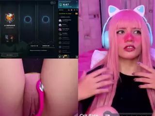 Lila uwu's Live Sex Cam Show