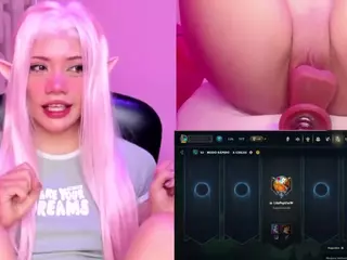 Lila uwu's Live Sex Cam Show