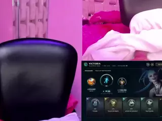 Lila uwu's Live Sex Cam Show