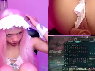 Lila uwu's Live Sex Cam Show