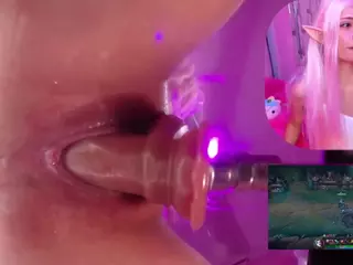 Lila uwu's Live Sex Cam Show