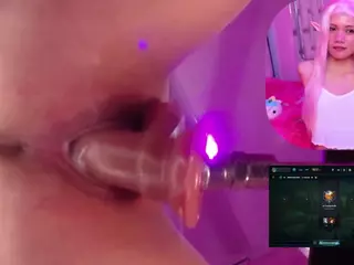 Lila uwu's Live Sex Cam Show