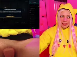 Lila uwu's Live Sex Cam Show