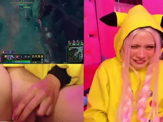 Lila uwu's Live Sex Cam Show