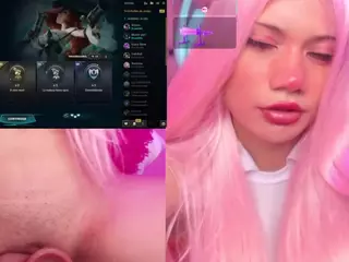 Lila uwu's Live Sex Cam Show