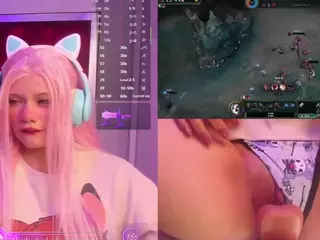 Lila uwu's Live Sex Cam Show