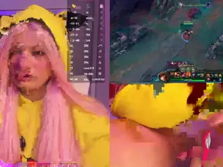 Lila uwu's Live Sex Cam Show