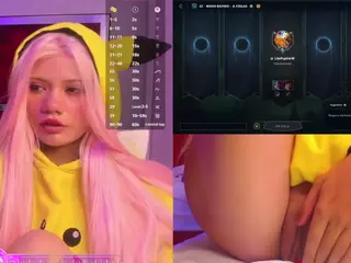 Lila uwu's Live Sex Cam Show