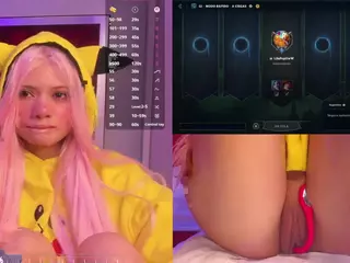 Lila uwu's Live Sex Cam Show