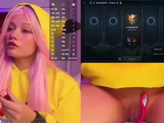 Lila uwu's Live Sex Cam Show