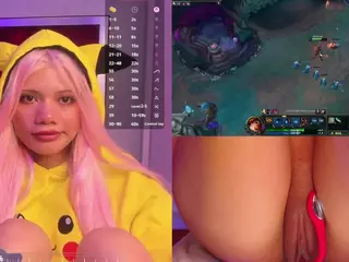 Lila uwu's Live Sex Cam Show