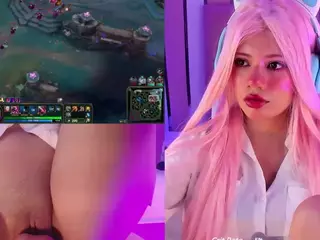 Lila uwu's Live Sex Cam Show